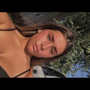 Meet your Posher, Whitney